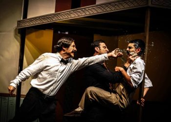 نمایش “قتل آقای هاورشام” در تماشاخانه ملک روی صحنه می رود