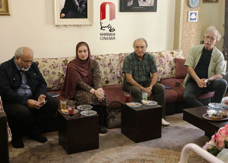 مدیرعامل خانه سینما از جمال شورجه عیادت کرد