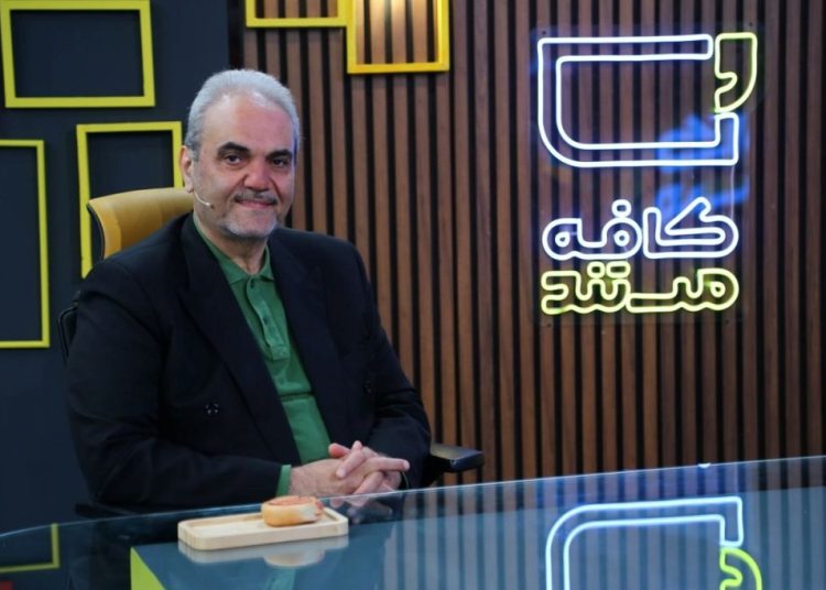 جواد خیابانی با «مسابقه قرن» به «کافه مستند» می رود