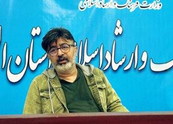 تئاتر با طومار و غوغا اجرا نمی‌شود