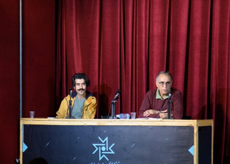 جلسه نقد و تحلیل فیلم‌تئاتر «شوخی امروزی» برگزار شد
