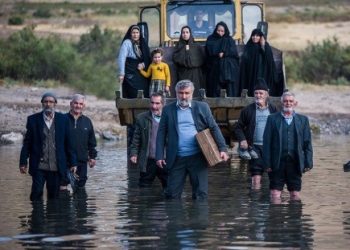 فیلم سینمایی «آبی روشن» از شبکه افق روی آنتن می‌رود