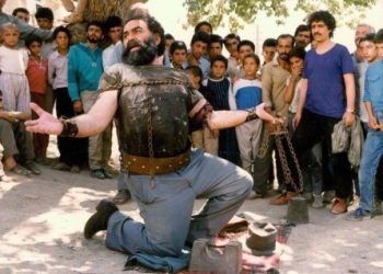 شبکه نمایش «دستمزد» می دهد