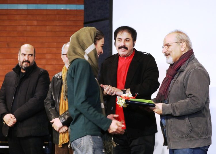 برگزیدگان مسابقه مطبوعاتی سالیانه انجمن منتقدان تئاتر