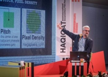 کارگاه «رهایی از هیاهوی برندها؛ انتخاب آگاهانه دوربین» برگزار شد