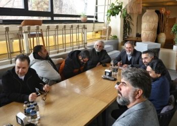 نشست مدیران سینمایی و دبیر جشنواره فجر با فیلم‌اولی‌ و دومی‌ها برگزار شد