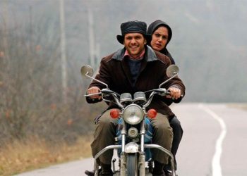 فیلم سینمایی «خدا نزدیک است» از شبکه نمایش روی آنتن می‌رود