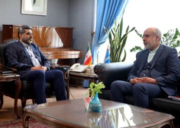 دیدار مشاور وزارت امور خارجه با مدیرعامل بنیاد رودکی