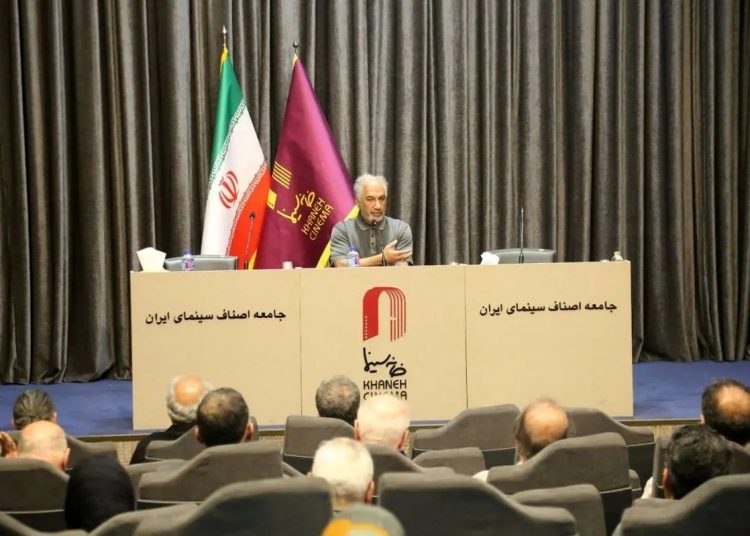 دیدار روسای صنوف با هیات رئیسه خانه سینما
