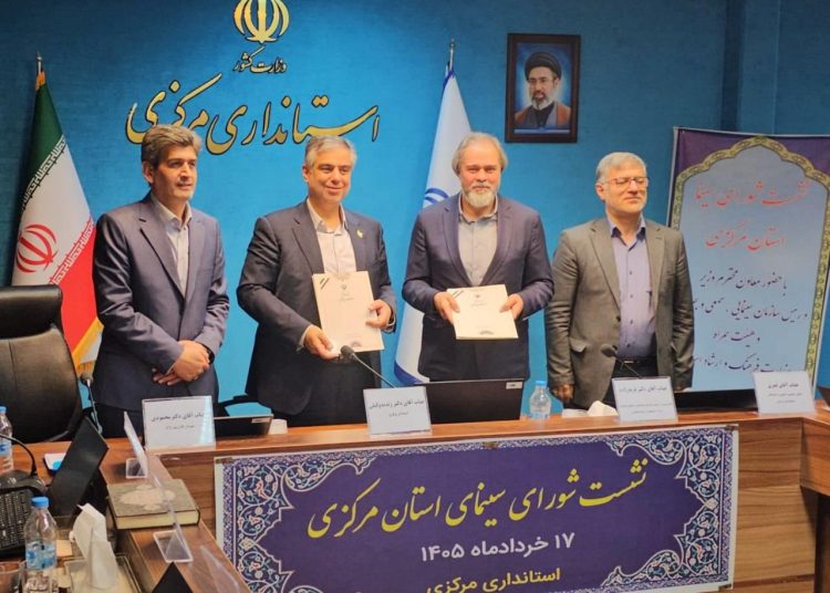 سینما نیازمند نگاه صنعتی است