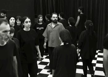 نمایش «بی/نا بینا» روی صحنه می‌رود