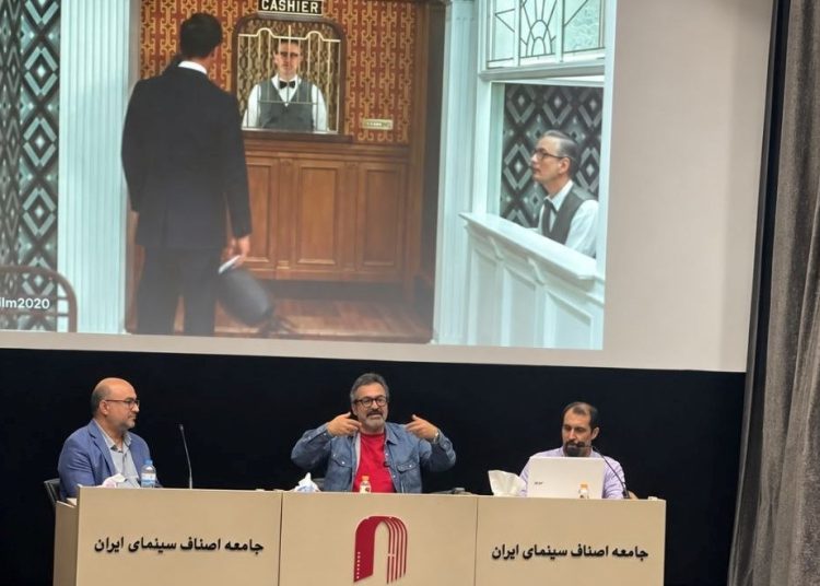 نشست فیلم «داستان شگفتانگیز هنری شوگر» برگزار شد