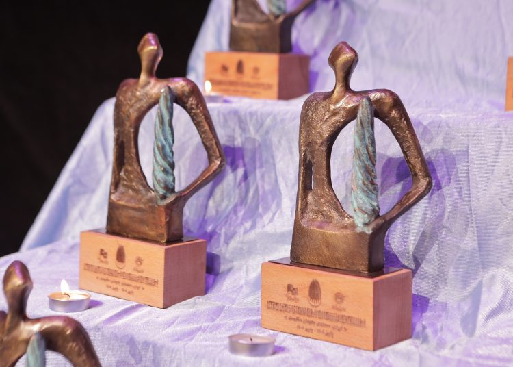 جشنواره تئاتر مقاومت آغاز به کار کرد