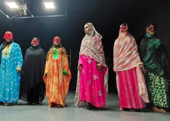 مستند «برای خورشید» آماده نمایش شد