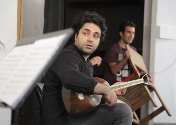 موسیقی-نمایش «ریورس» روی صحنه می رود
